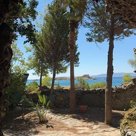 The Other Side Of The Island By Patitiri Country house Saterli